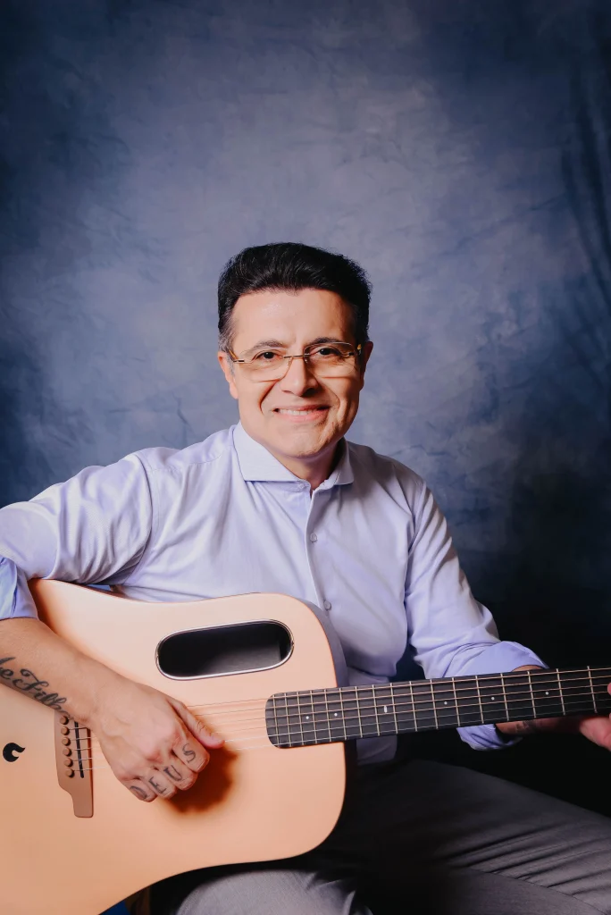 Marcelo Aguiar, cantor e pregador na Marcha para Jesus 2026 — Sete Barras